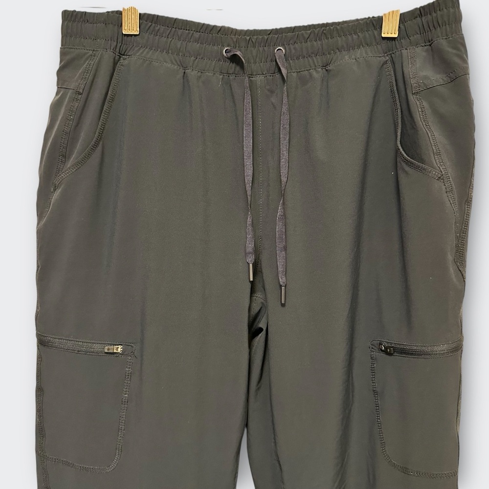 Eddie Bauer StormRepel Fleece Lined Jogger Pants 12 Navy Cargo Gorpcore Outdoor - Picture 10 of 15